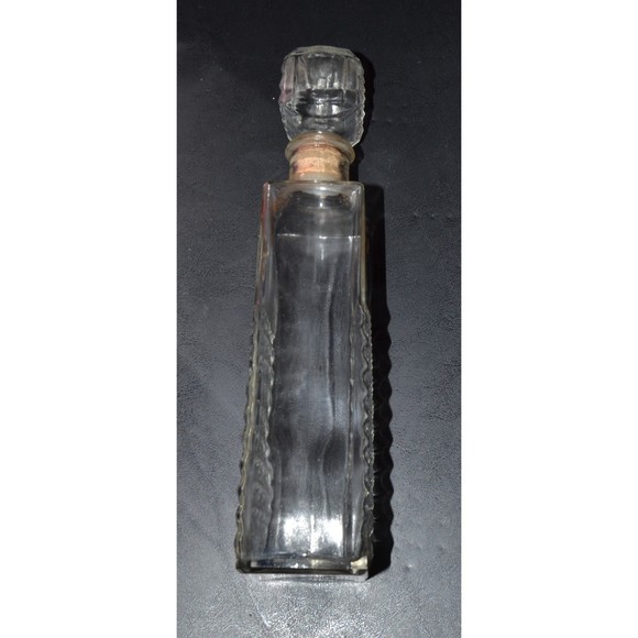 Vintage Old Taylor Bourbon Heavy Cut Glass Decanter w/ Cork Stopper 11.25" Tall - Picture 4 of 9